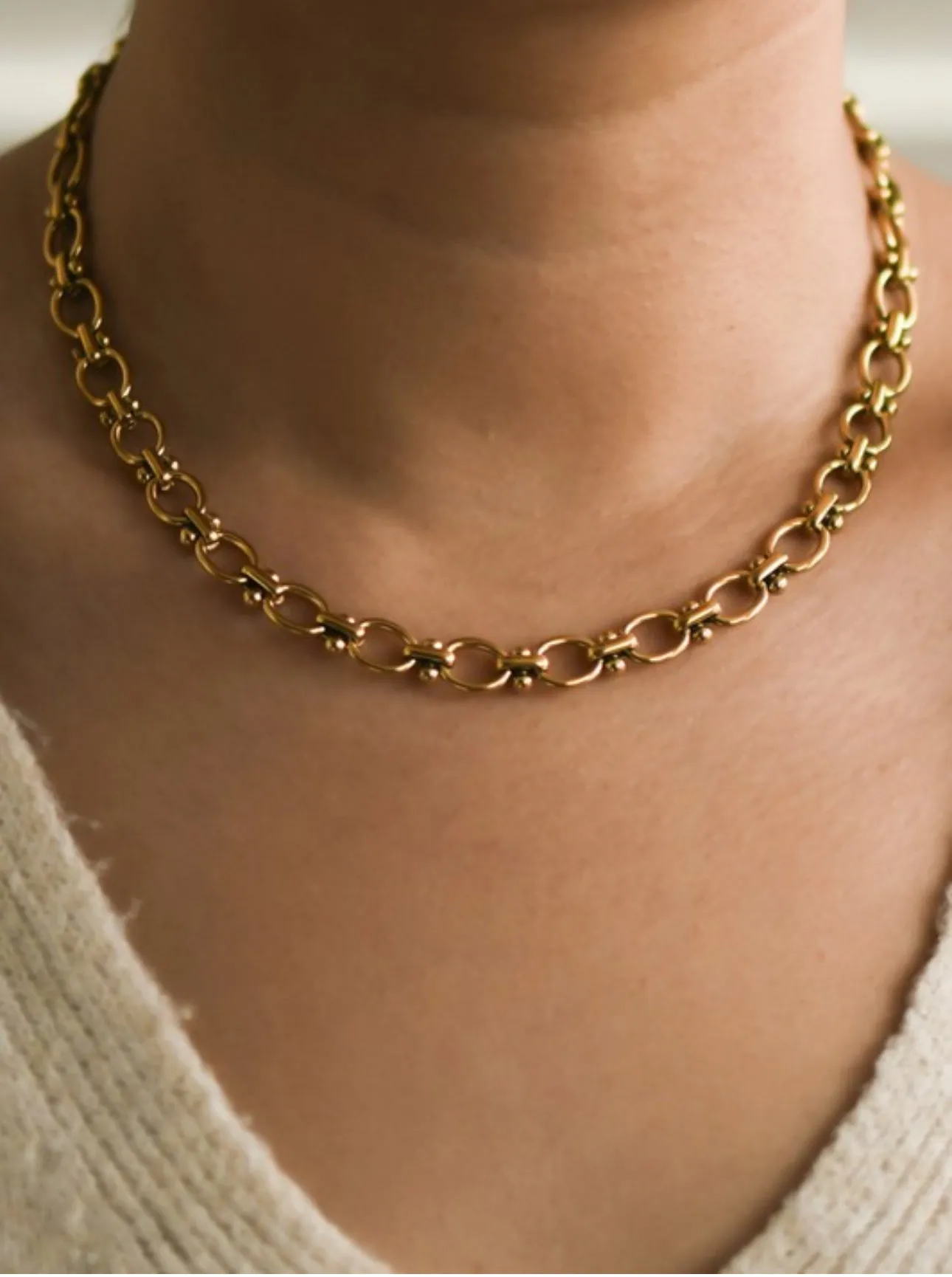 Stainless steel oval chain necklace