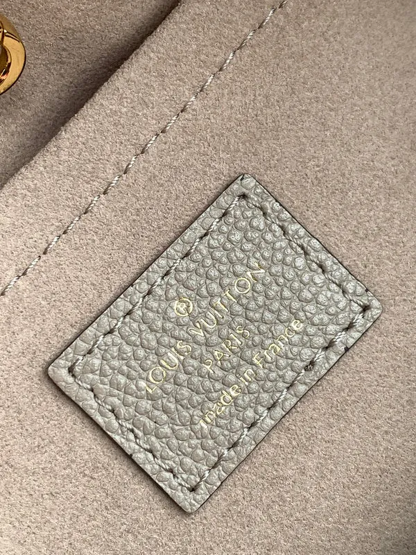 Streamlined CC Massive bargain - Louis Vuitton Bags Bags - 17573