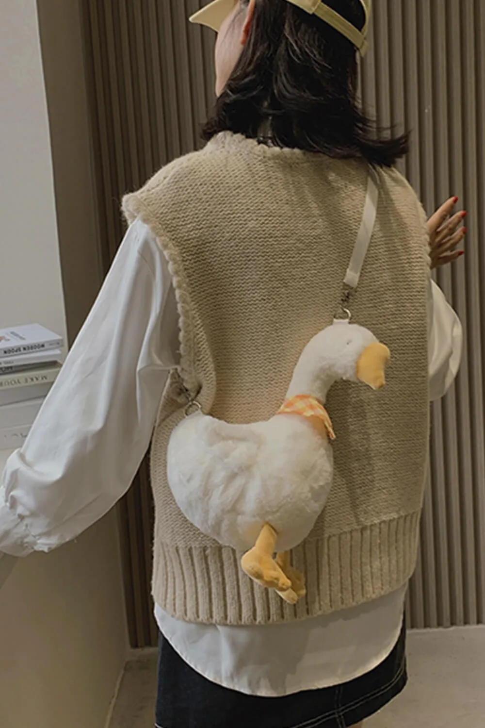 themeisles Cute Plush Duck Shoulder Bag