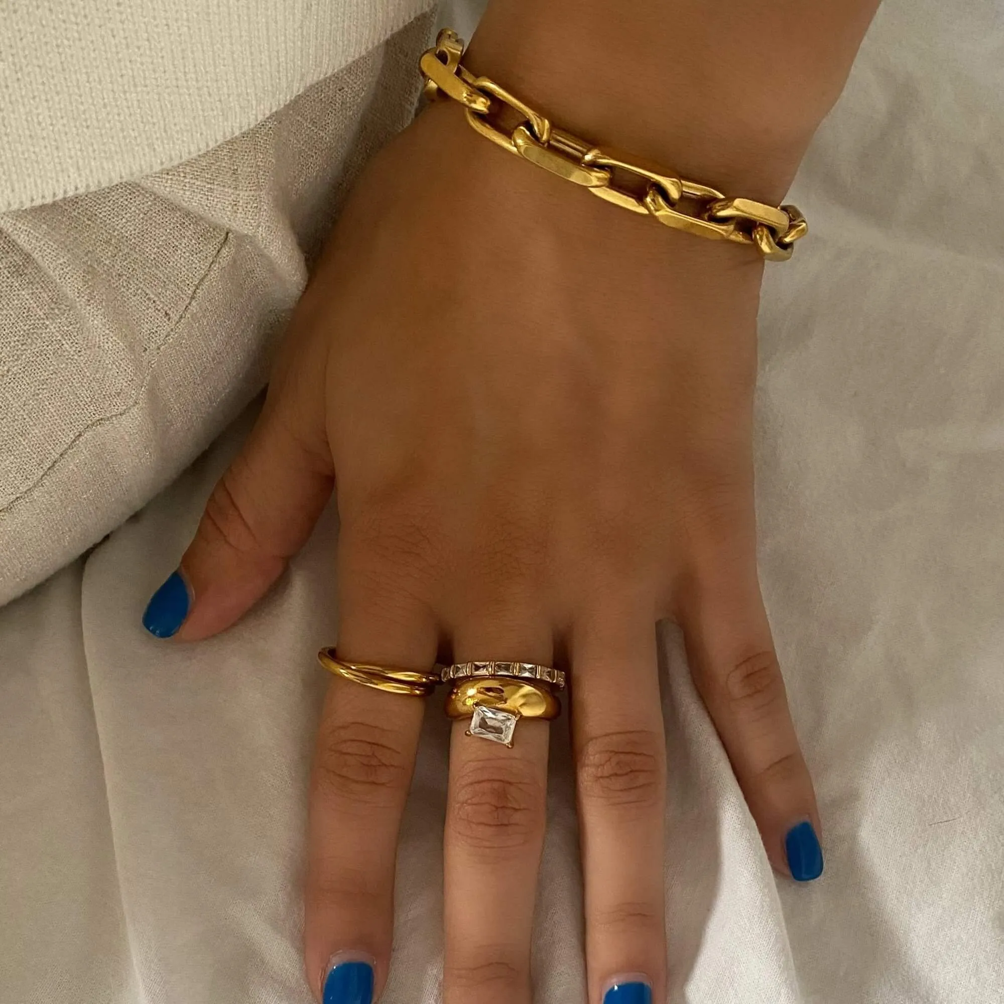 Thick Chain Link Bracelet