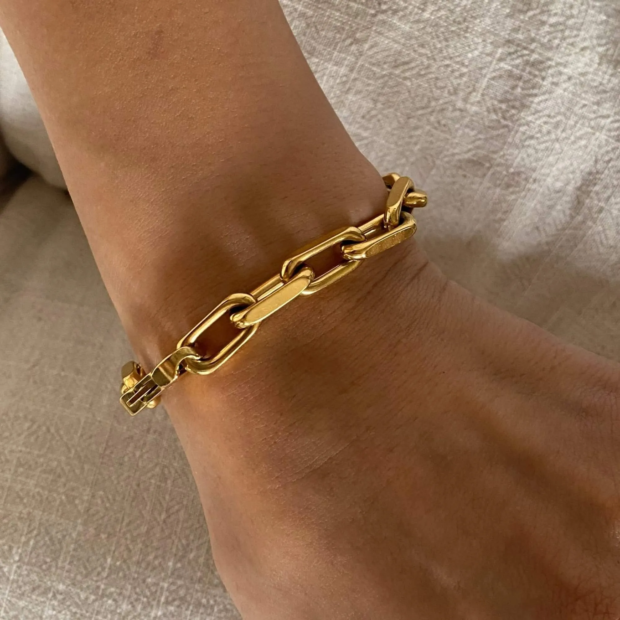 Thick Chain Link Bracelet