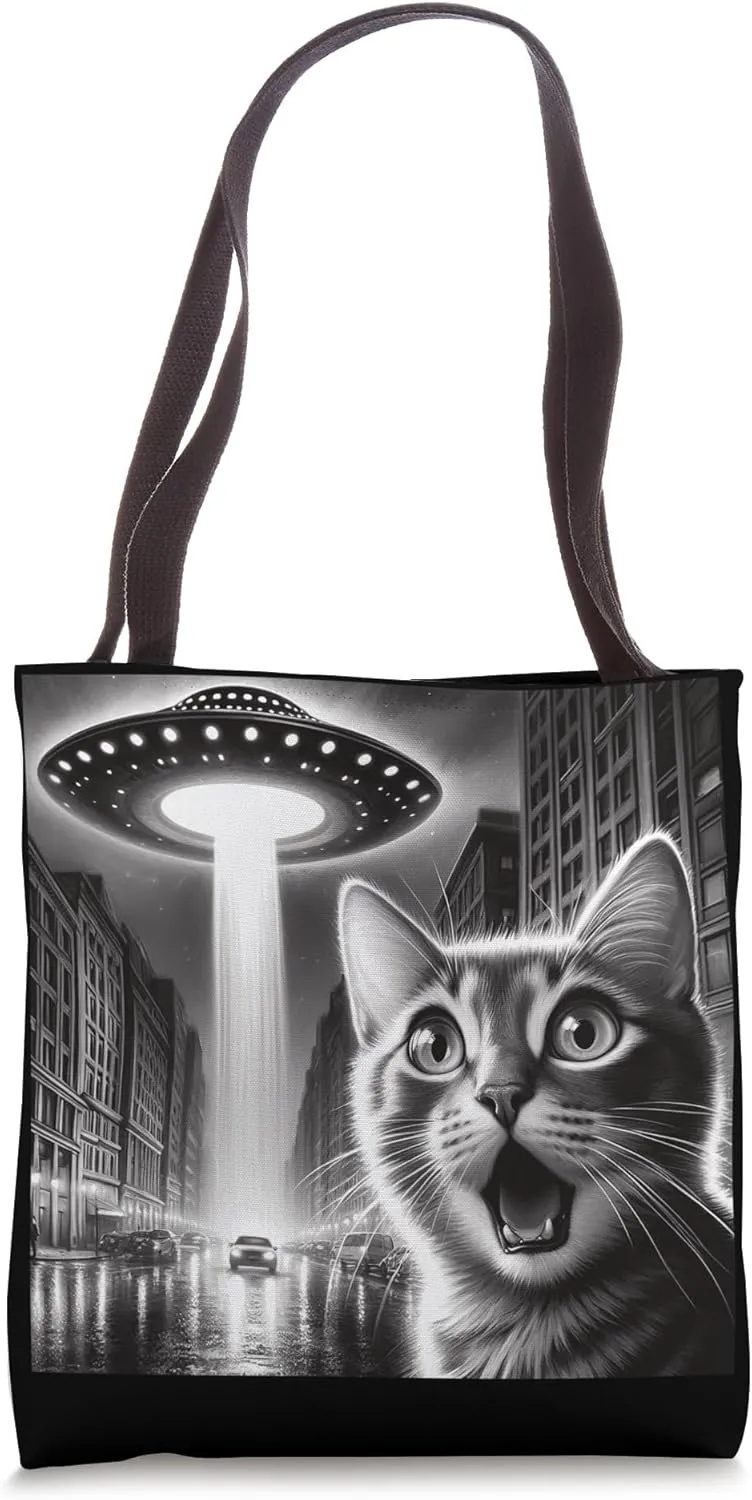 UFO Abduction Cat - Kitty Alien Selfie for Cat Moms & Dads Tote Bag