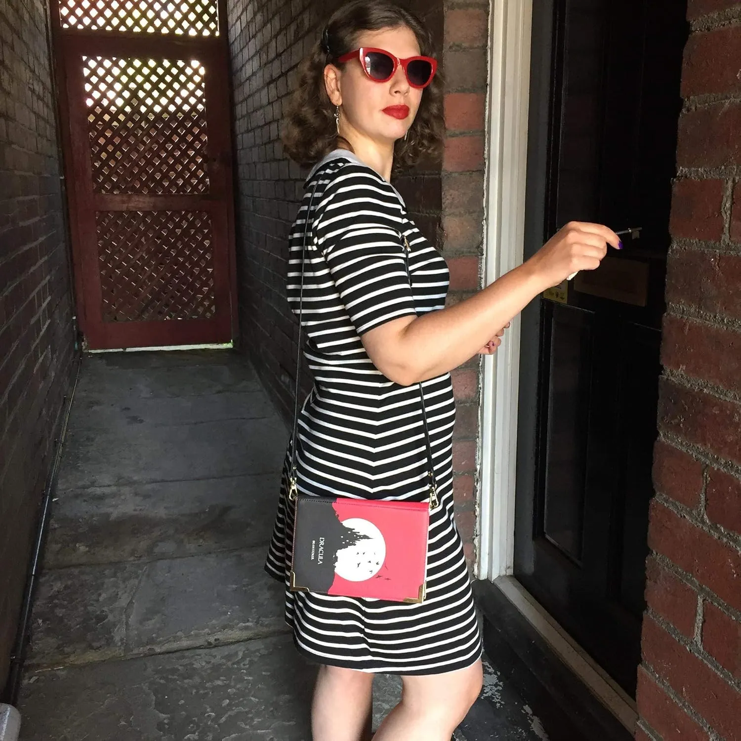 Well Read Women's Were-wp Cross-Body Bags