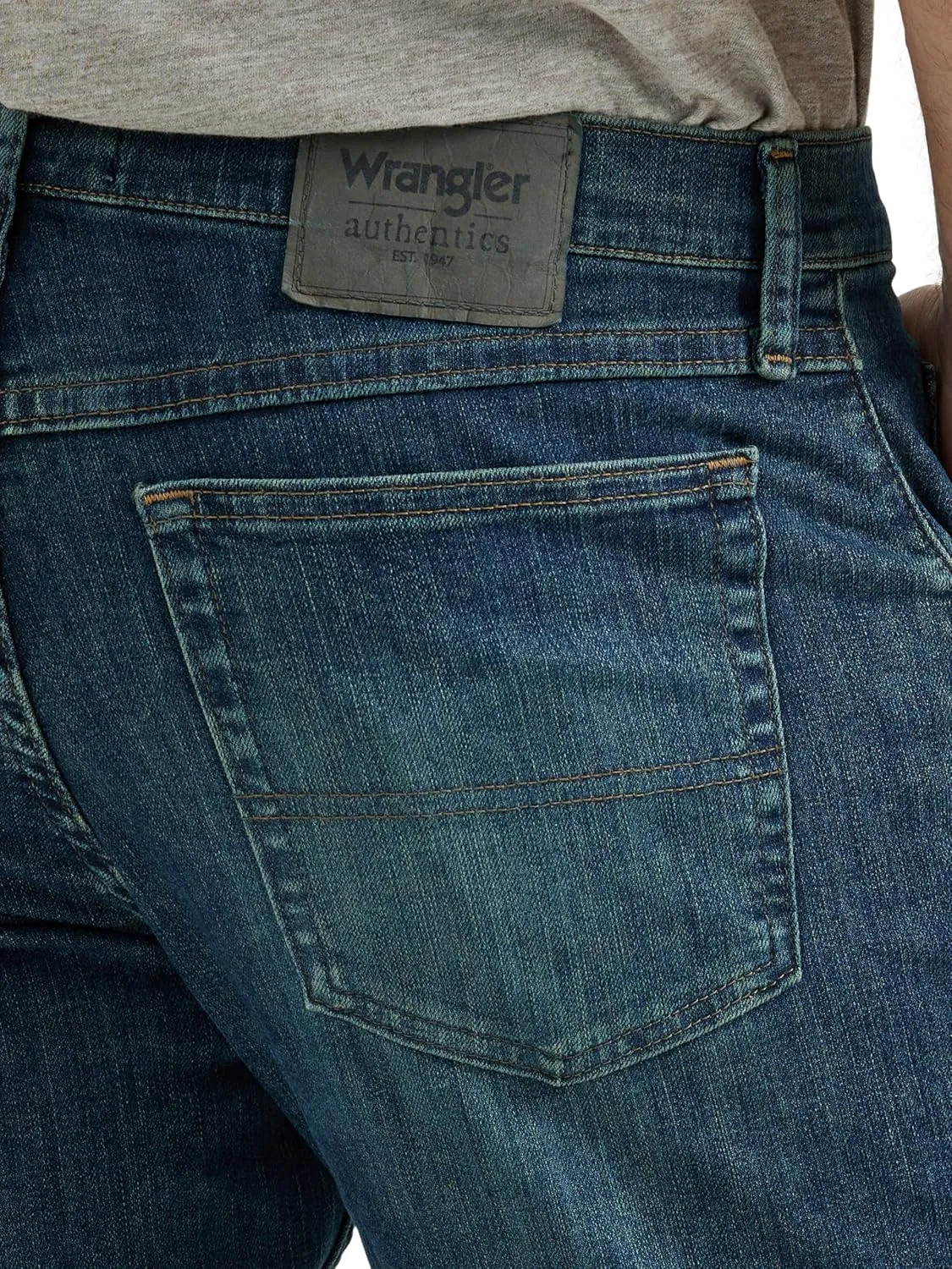 Wrangler Authentics Men's Classic 5-Pocket Regular Fit Flex Jean