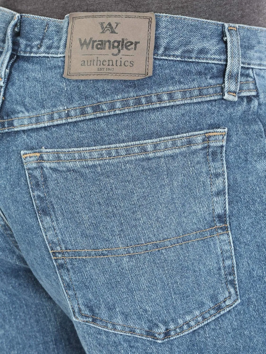 Wrangler Authentics Men's Classic 5-Pocket Relaxed Fit Cotton Jean