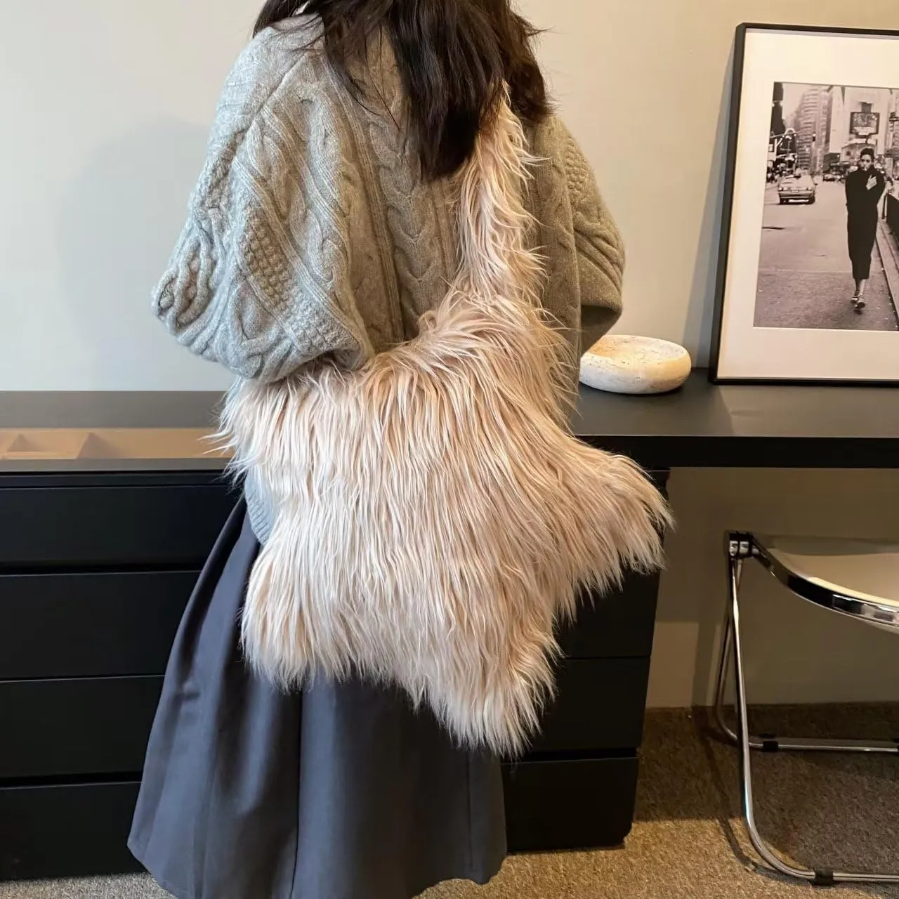 Y2K Furry Purse Star Shaped Heart-shaped Shoulder Bag Faux Fur Pentagram Handbag Fluffy Tote Plush Bag for Women